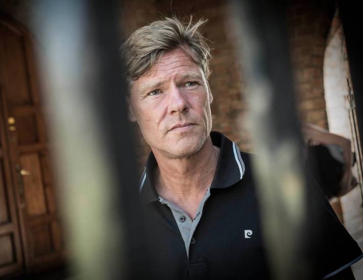 Dennis Jurgensen Lobende Tjener
